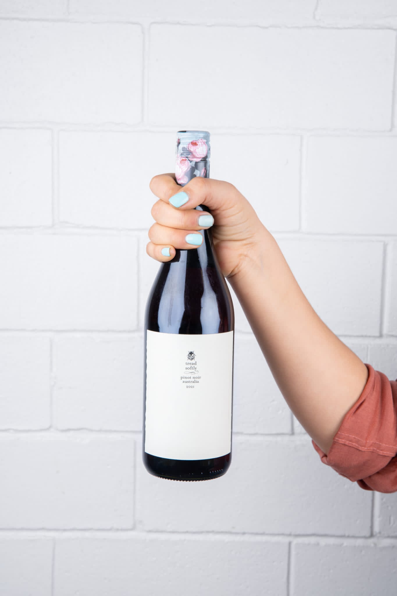 Tread Softly - Pinot Noir ( 750ml )