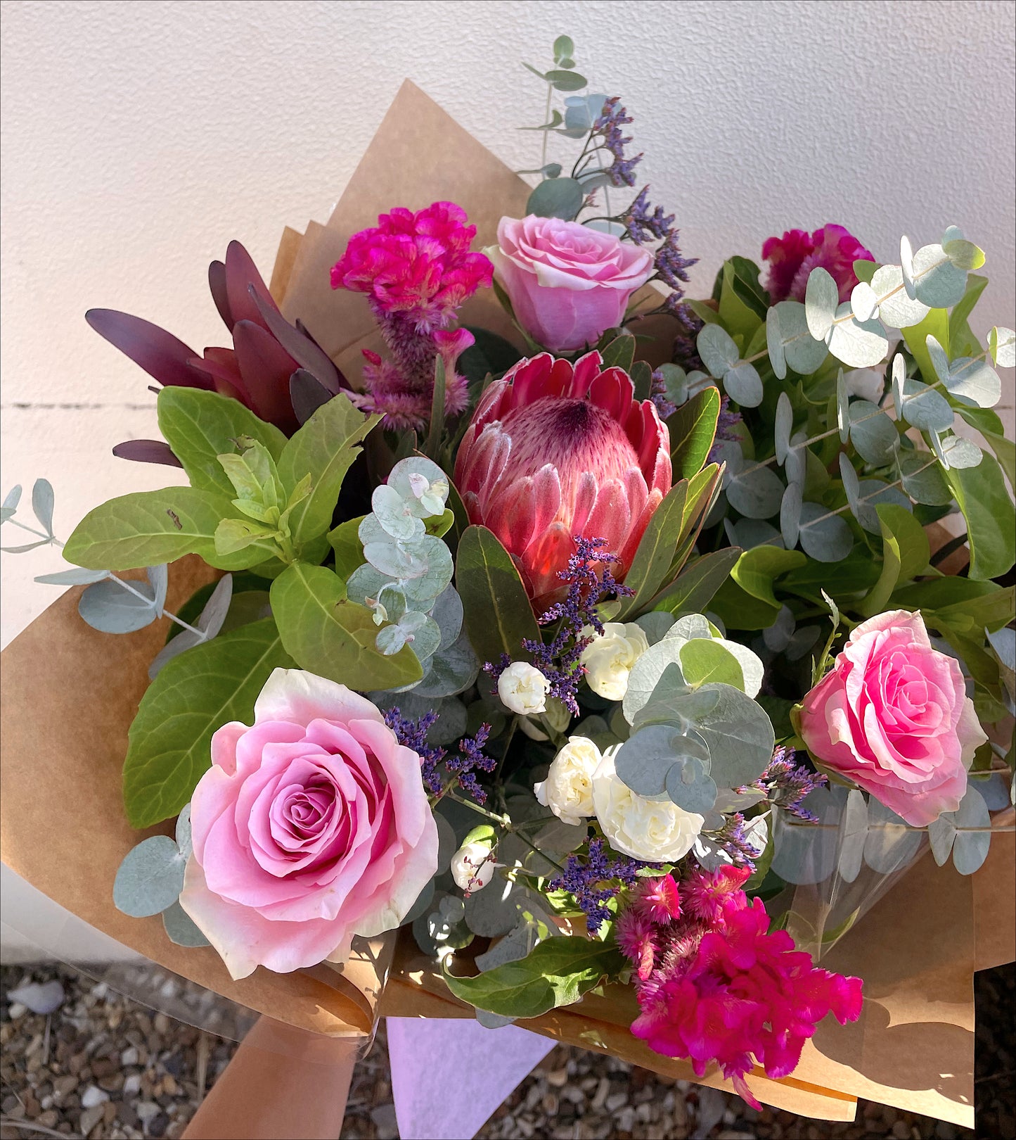 "Wild and Classic" Flowers Bouquet