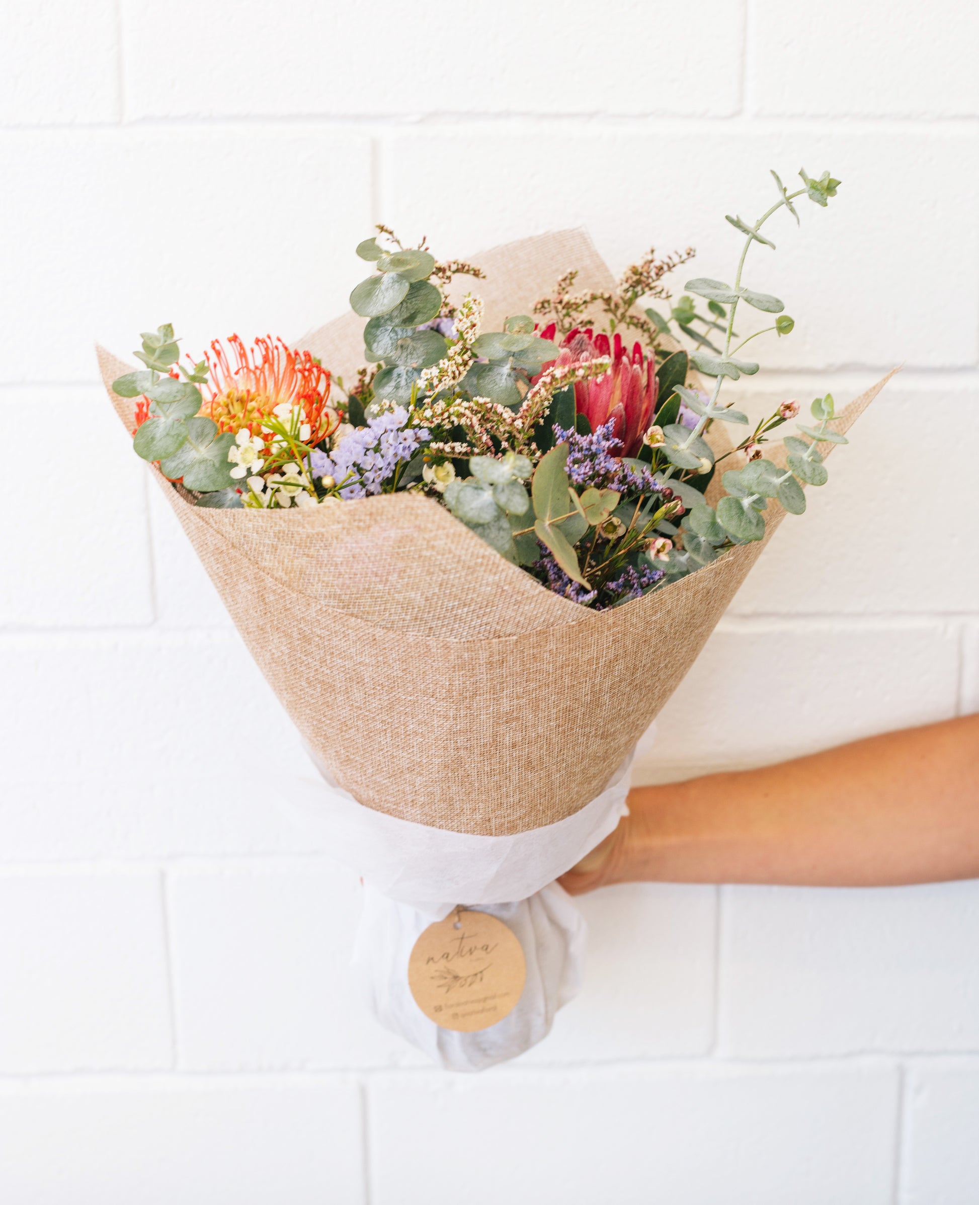 Video Tutorial: Arrange a Paper Flower Vintage Bridal Bouquet